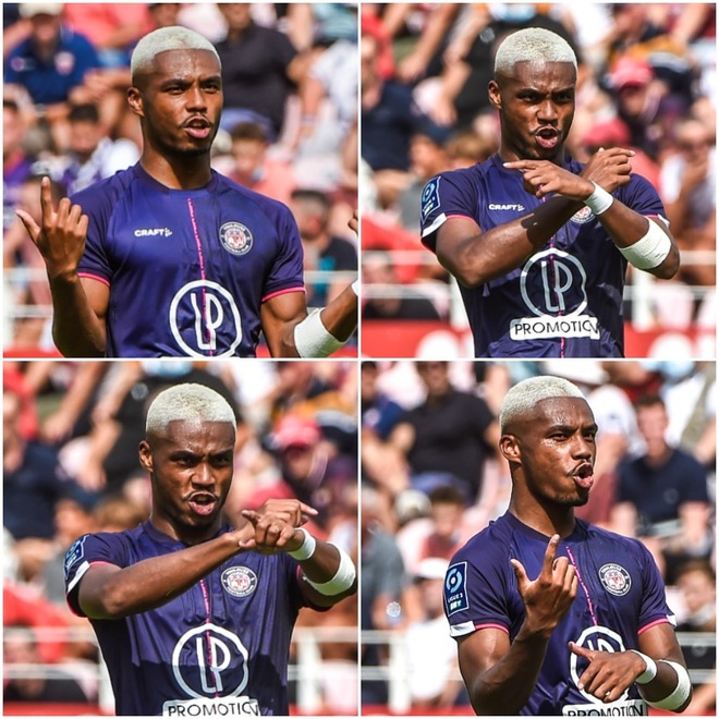 やっとシルエット博士できた フランス初得点のオナイウが渾身のゴールパフォを報告 もっとやらないと サッカーダイジェストweb やっとシルエット博士できた フランス初得点のオナイウが渾身のゴールパフォを報告 もっとやらないと サッカーダイジェストweb