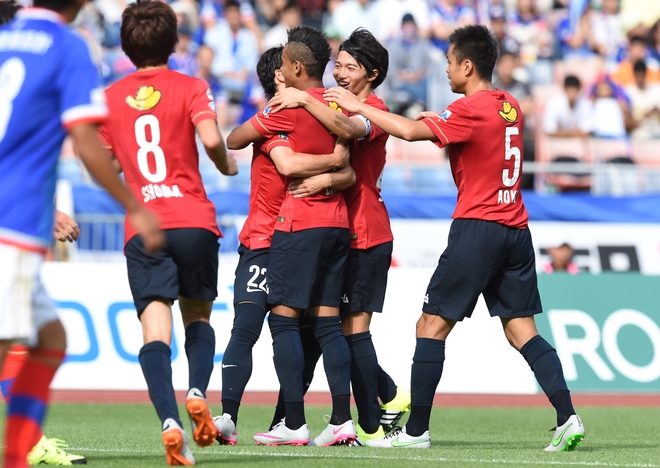 鹿島 柴崎岳 全3ゴールを演出 際立った 背番号 が示した凄味とは サッカーダイジェストweb 鹿島 柴崎岳 全3ゴールを演出 際立った 背番号 が示した凄味とは サッカーダイジェストweb